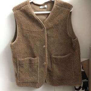 Faux Sherpa vest/gilet